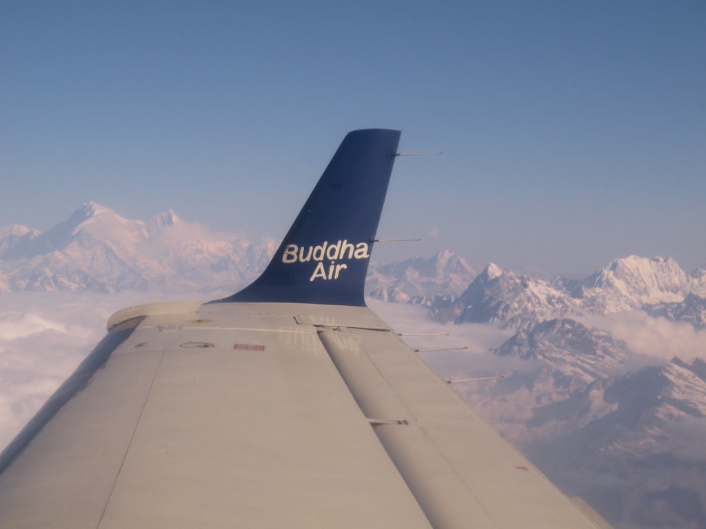 Flying over Everest 4