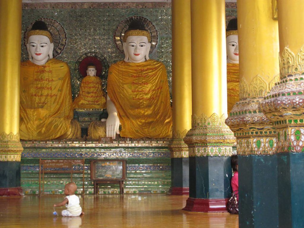 golden-temple-myanmar-3