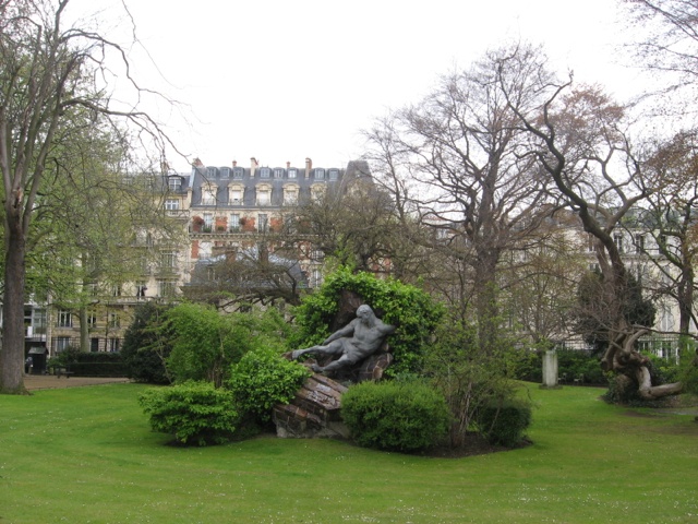 paris-8