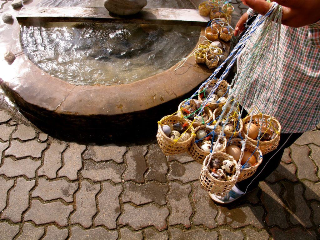 boiling-eggs-in-chiang-rai-1