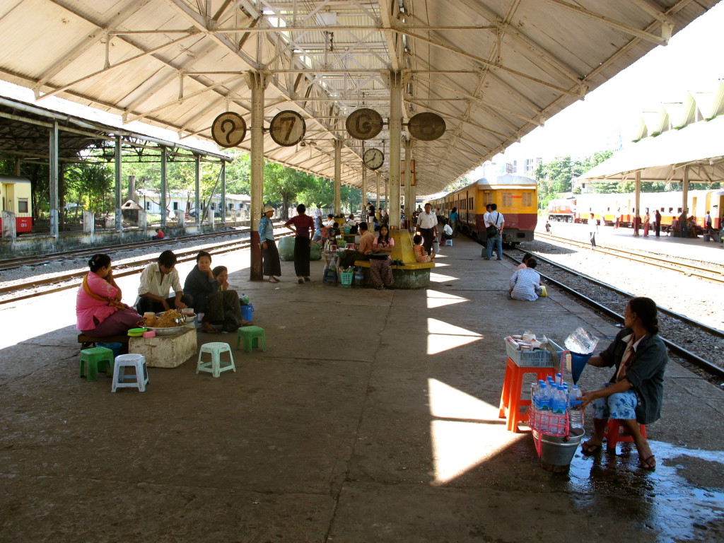 Yangon Circle Train 16