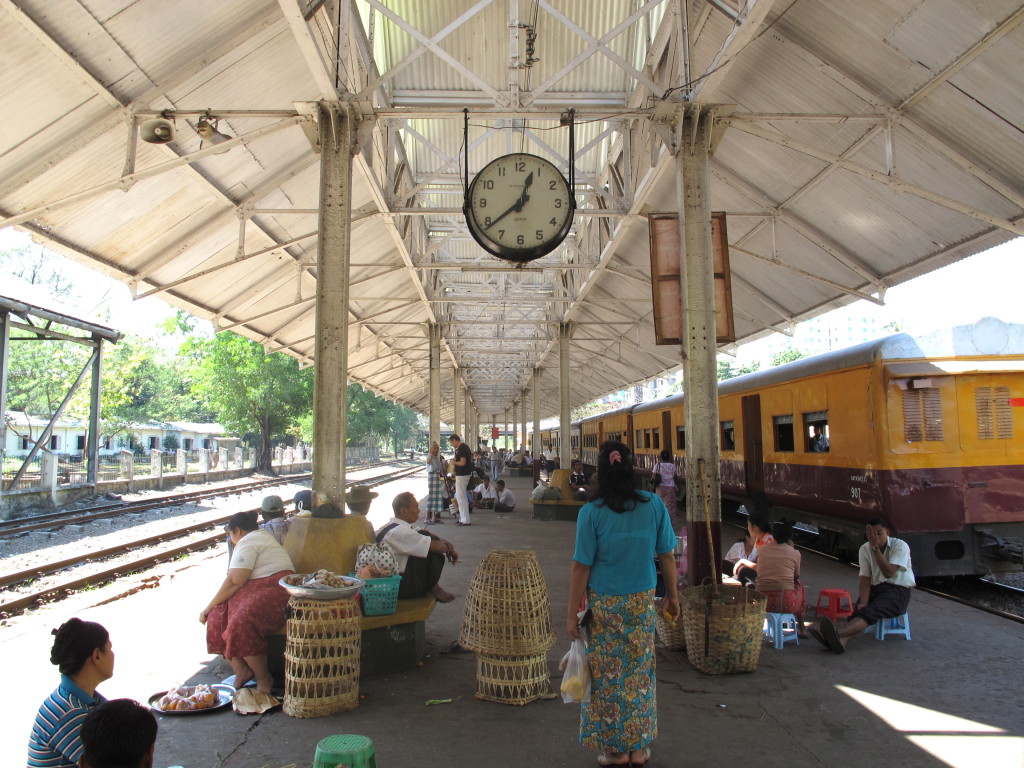 Yangon Circle Train 19