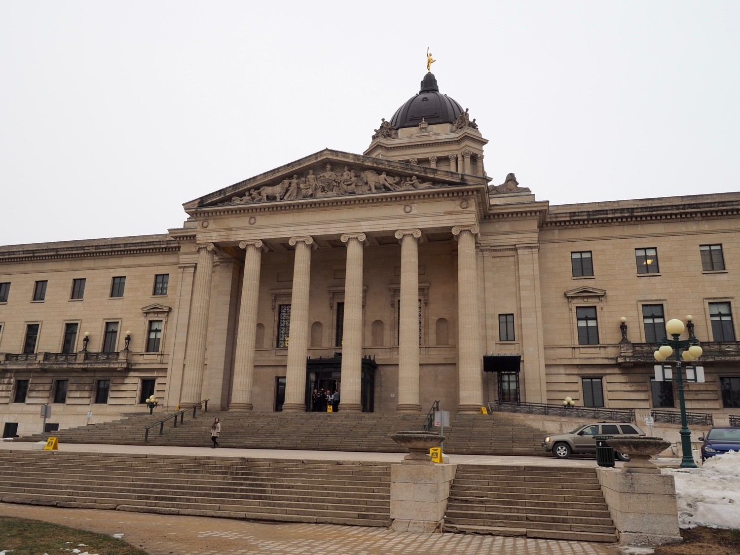 hermetic code tour manitoba legislative building