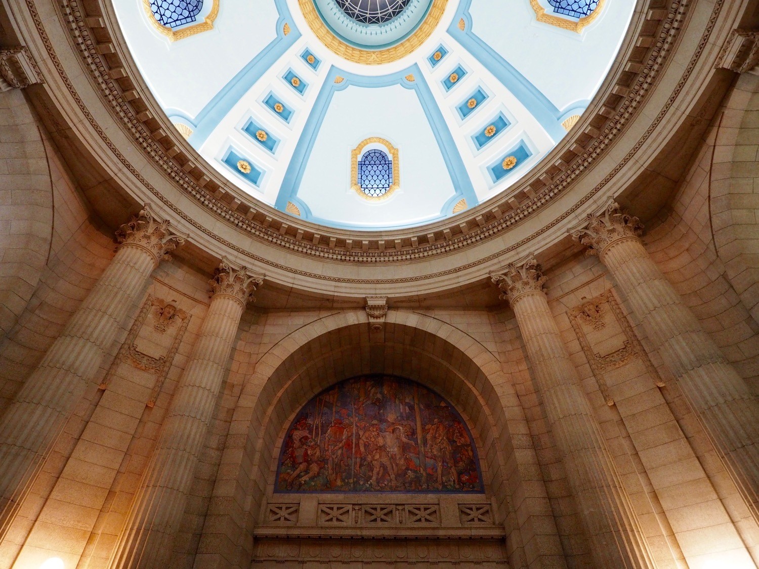 hermetic code tour manitoba legislative building