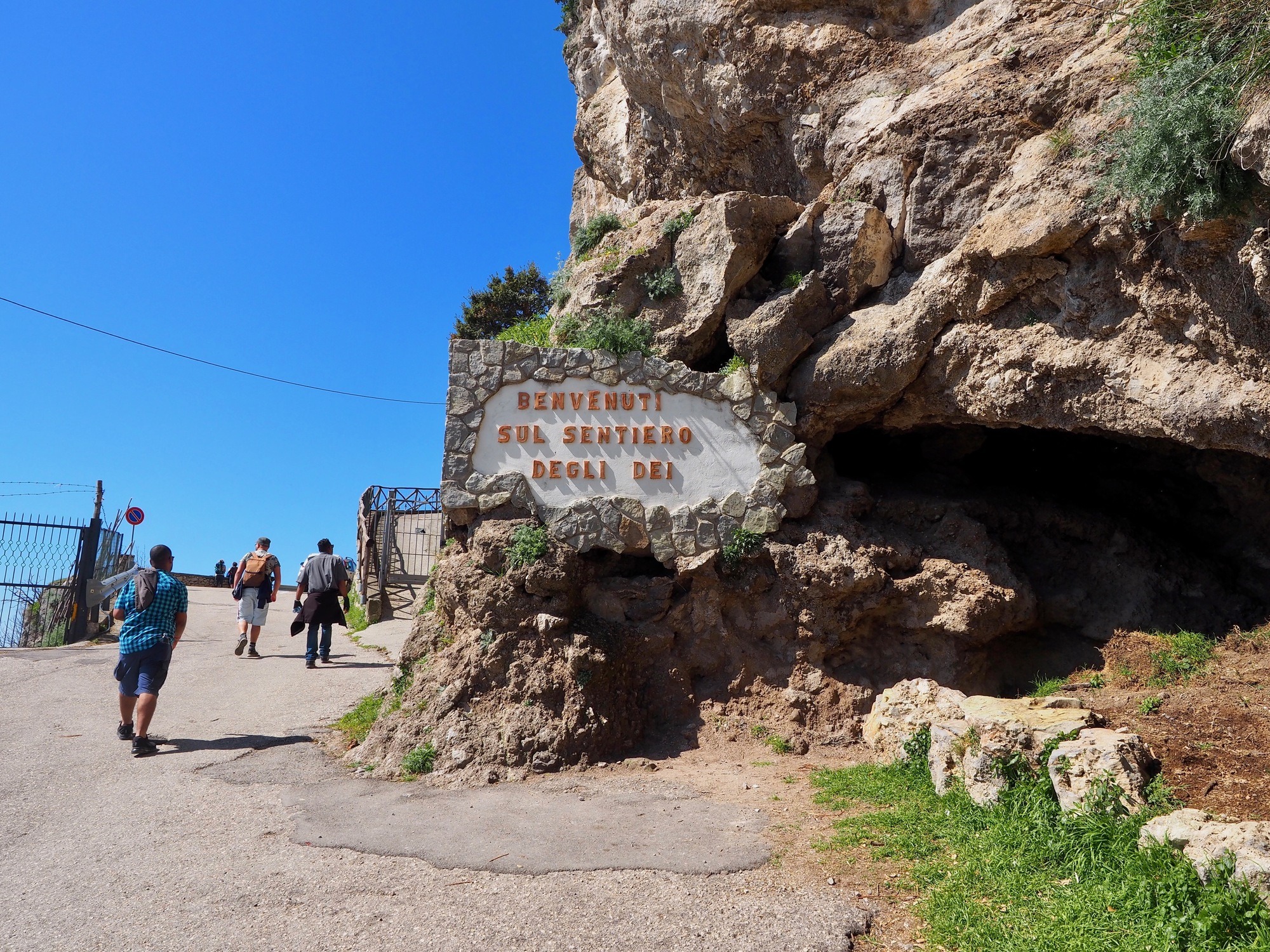 hiking Amalfi Coast Path of the Gods